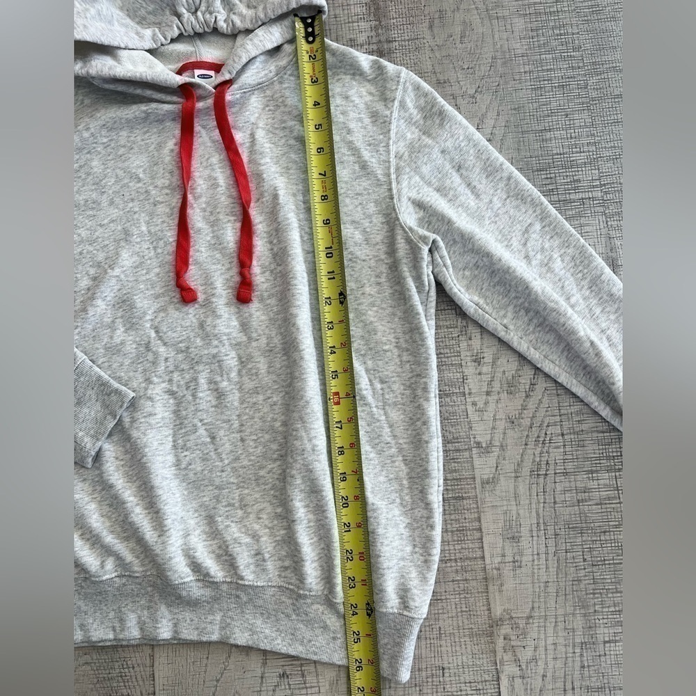 Old Navy Heather Grey Hoody with Red Drawstrings Size Medium - Picture 6 of 9